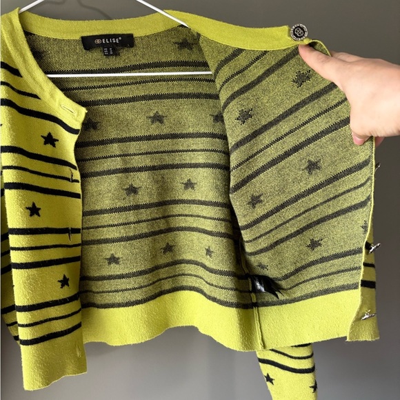 Elise boutique size M, lemon lime green short fitted long sleeve, stripes stars - Picture 2 of 6